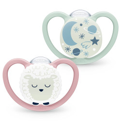 Силиконова залъгалка Nuk Space/Night, 2 броя, с кутийка, 6-18м, овца