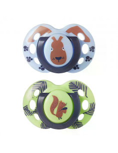 Комплект от 2 бр. ортодонтични залъгалки Tommee Tippee FUN FRIENDS със силиконов биберон, 18-36м, забавна декорация на щита,