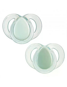 Комплект от 2 бр. ортодонтични залъгалки Tommee Tippee NIGHT TIME със светеща в тъмното дръжка, 6-18м, в бяло и зелено, в кут