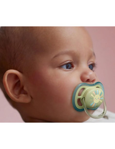 Комплект за бебе Philips-Avent Natural Response 3.0 - шише 0м+, 125мл и залъгалка 0-6м