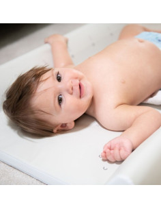 Твърд PVC повивалник Kikka Boo 50 х 70 см 2