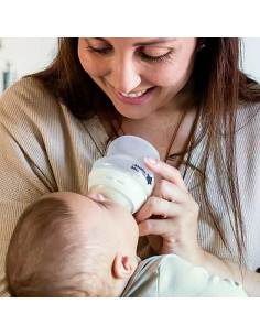 Бебешко шише за хранене Tommee Tippee Natural Start САМОСТЕРИЛИЗИРАЩО, 150 мл, с биберон с бавен поток 0м+ (1 капка) 2