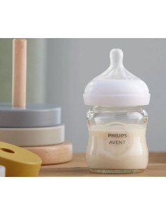 Стъклено шише с биберон без протичане 0м+ Philips-Avent Natural Response 3.0, 120мл 2
