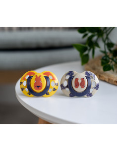 Ортодонтични залъгалки Tommee Tippee Fun Friends, 2 броя, със стерилизаторна кутия, жълта заек/бежова мече, 18-36м 2