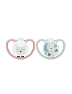 NUK биберон залъгалка силикон 0-6мес. 2бр. Space Night светеща, Овца + кутийка за съхранение и стерилизация в микровълнова