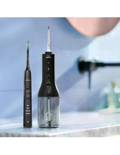 Комплект Орален душ Philips Sonicare Power Flosser 3000 Interdental и Звукова електрическа четка за зъби Diamond Clean серия  2