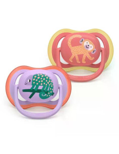 2 броя ортодонтски силиконови залъгалки Philips AVENT SCF349/47 Ultra Air, 18м+, с картинки, в кутия за стерилизиране