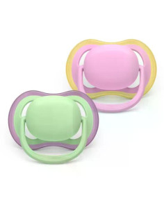 2 броя ортодонтски силиконови залъгалки Philips AVENT SCF087/12 Ultra Air, 6-18м, едноцветни, в кутия за стерилизиране